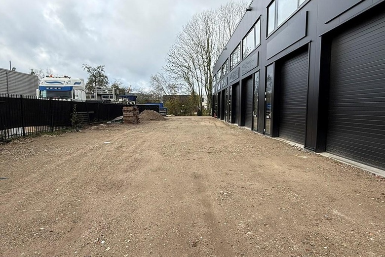 BedrijfsruimteaanFahrenheitstraat 34 P<br/> inEde