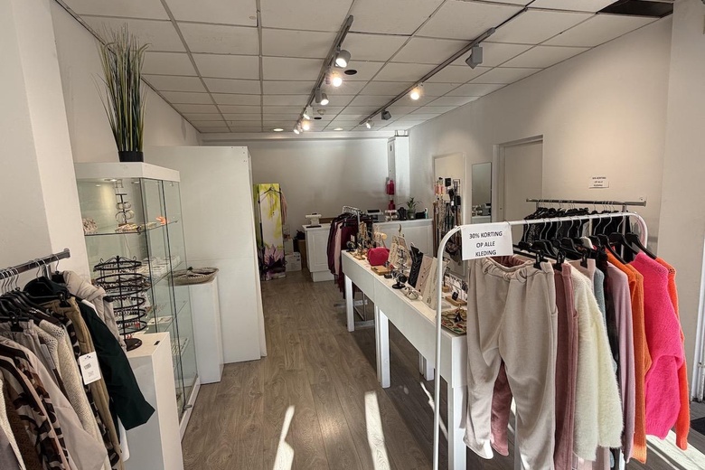 WinkelruimteaanWillem de Zwijgerlaan 73<br/> inDen Haag