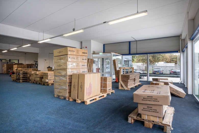 WinkelruimteaanMontageweg 11A<br/> inNieuwegein WinkelruimteaanMontageweg 11A<br/> inNieuwegein
