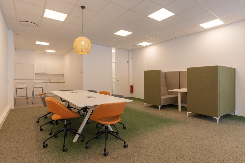 KantoorruimteaanAmsterdamsestraatweg 15 G<br/> inNaarden