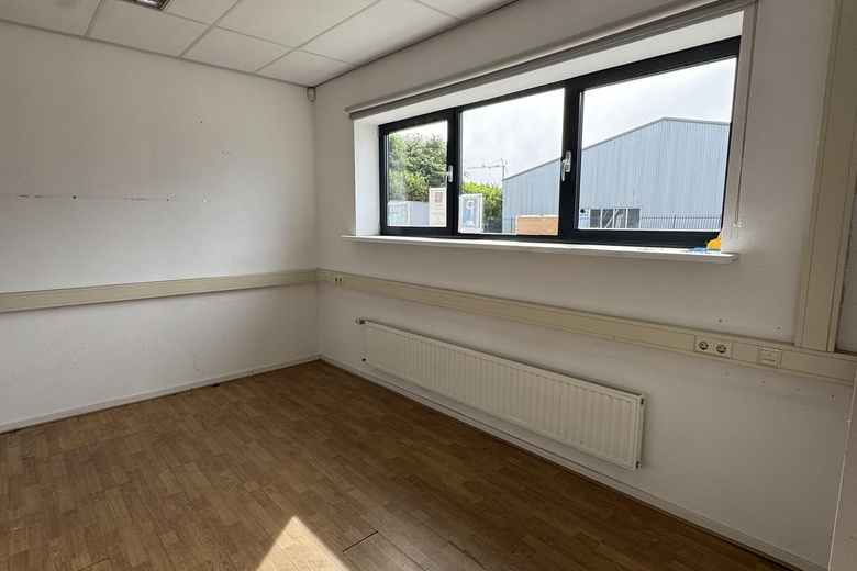 BedrijfsruimteaanLegmeerdijk 169 C<br/> inAalsmeer BedrijfsruimteaanLegmeerdijk 169 C<br/> inAalsmeer
