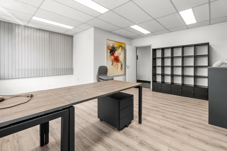 BedrijfsruimteaanMoeskampweg 20<br/> inDen Bosch BedrijfsruimteaanMoeskampweg 20<br/> inDen Bosch