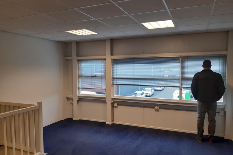 BedrijfsruimteaanNoordeinde 134<br/> inHendrik-Ido-Ambacht BedrijfsruimteaanNoordeinde 134<br/> inHendrik-Ido-Ambacht