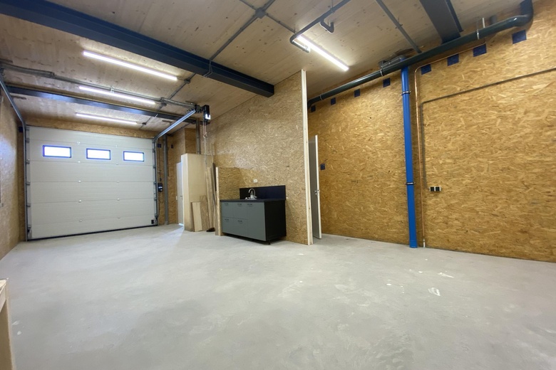 BedrijfsruimteaanEnergiestraat 2 13<br/> inHattem BedrijfsruimteaanEnergiestraat 2 13<br/> inHattem