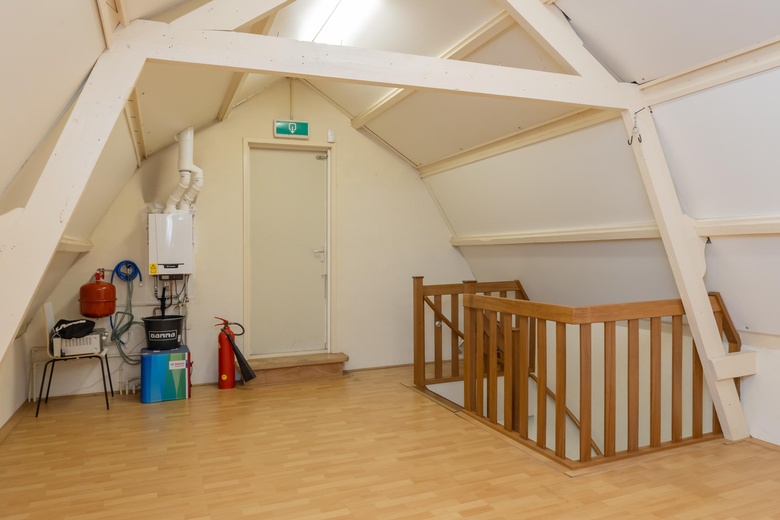 WinkelruimteaanHoofdstraat 144<br/> inSassenheim