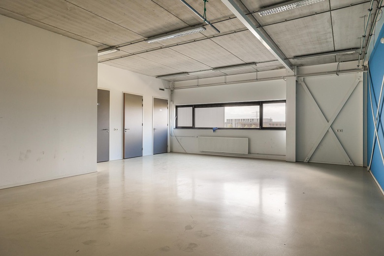 BedrijfsruimteaanKoperstraat 42<br/> inAlmere BedrijfsruimteaanKoperstraat 42<br/> inAlmere