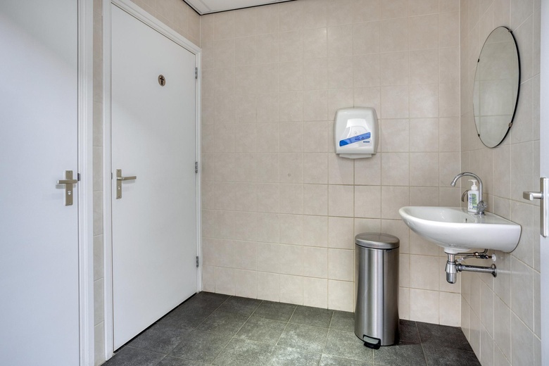 KantoorruimteaanSchutweg 15 a<br/> inWaalwijk KantoorruimteaanSchutweg 15 a<br/> inWaalwijk