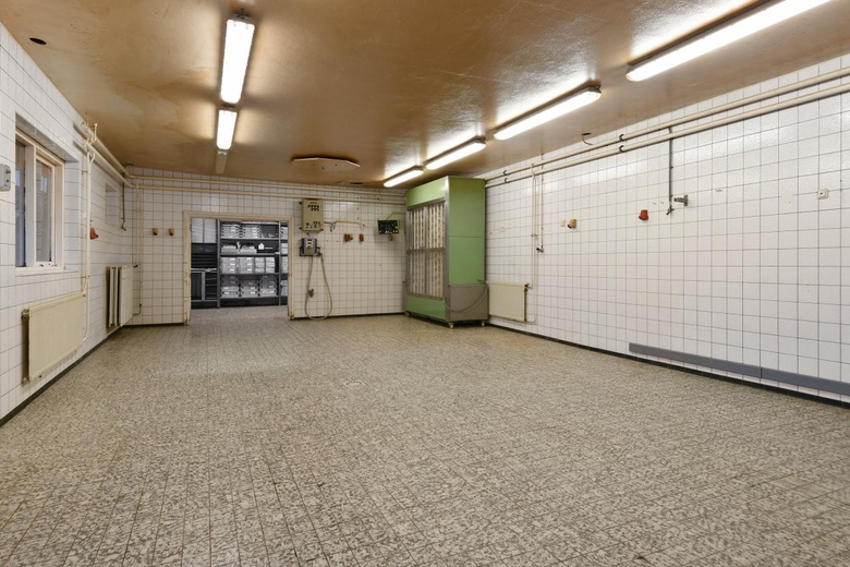 BedrijfsruimteaanKerkstraat 54<br/> inPanningen