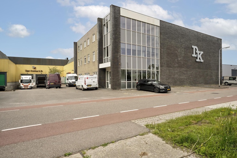 BedrijfsruimteaanSchippersvaartweg 60 A<br/> inNoordwijkerhout