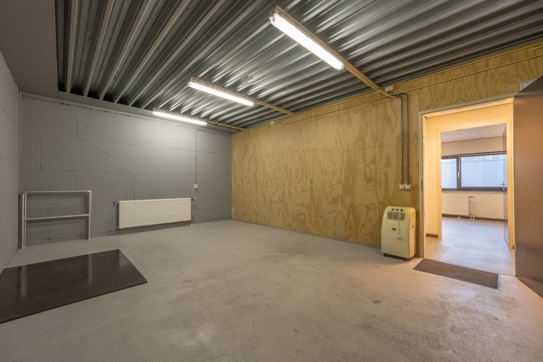 BedrijfsruimteaanXenonstraat 61<br/> inAlmere