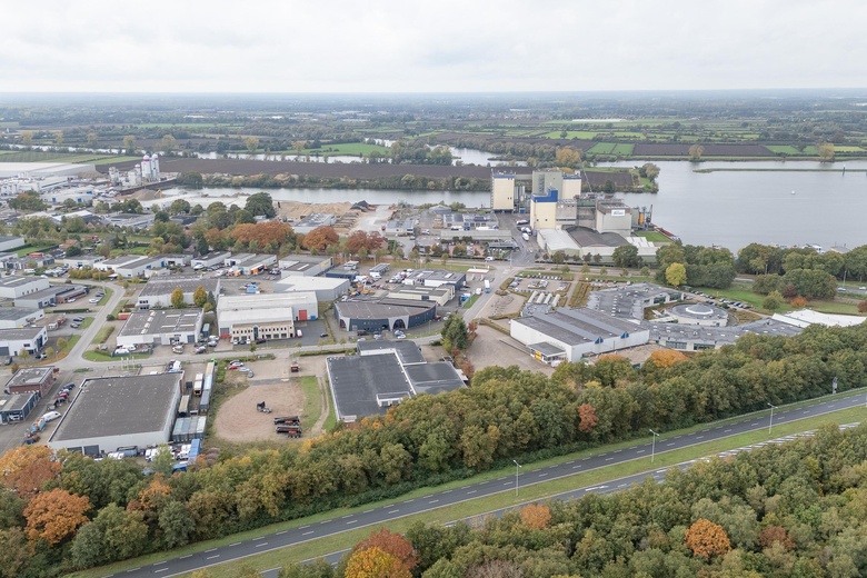 BedrijfsruimteaanDe Groote Heeze 37<br/> inHeijen