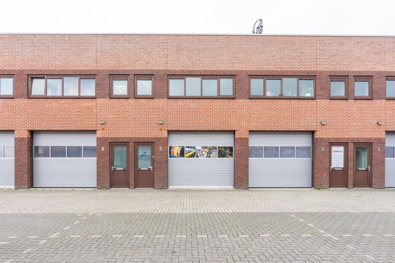Bekijk foto 1 van Salomonstraat 22 Bekijk foto 1 van Salomonstraat 22