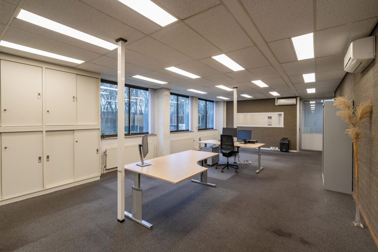 BedrijfsruimteaanAmbachtenstraat 87<br/> inOuderkerk aan de Amstel