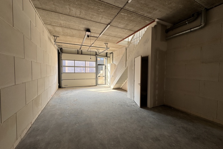 Bedrijfsruimte te huur Zwolle - George Stephensonstraat 38