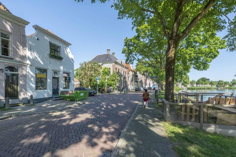 HorecaaanHoogstraat 25<br/> inWeesp