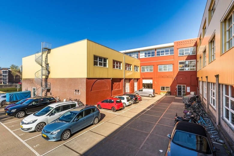 KantoorruimteaanPiekstraat 15 35<br/> inRotterdam KantoorruimteaanPiekstraat 15 35<br/> inRotterdam