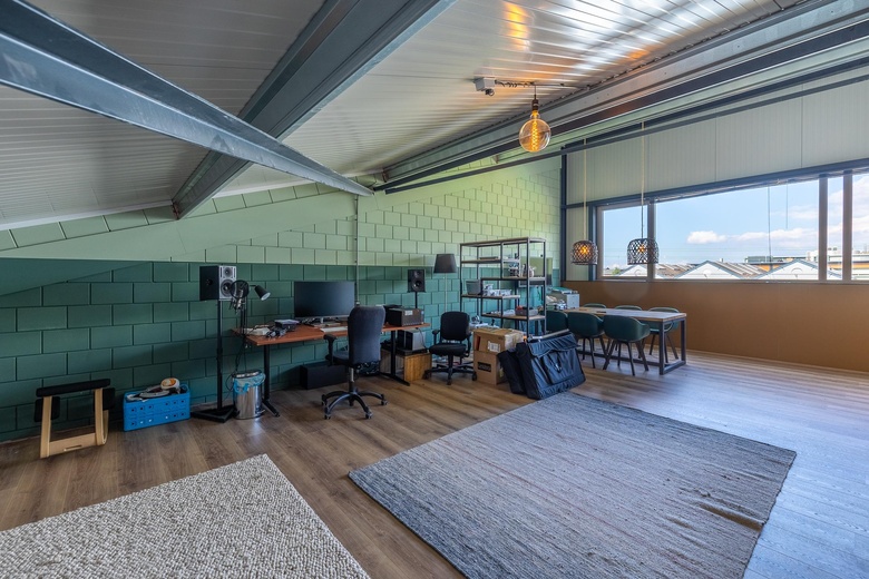 BedrijfsruimteaanOude Amersfoortseweg 253 F<br/> inHilversum BedrijfsruimteaanOude Amersfoortseweg 253 F<br/> inHilversum