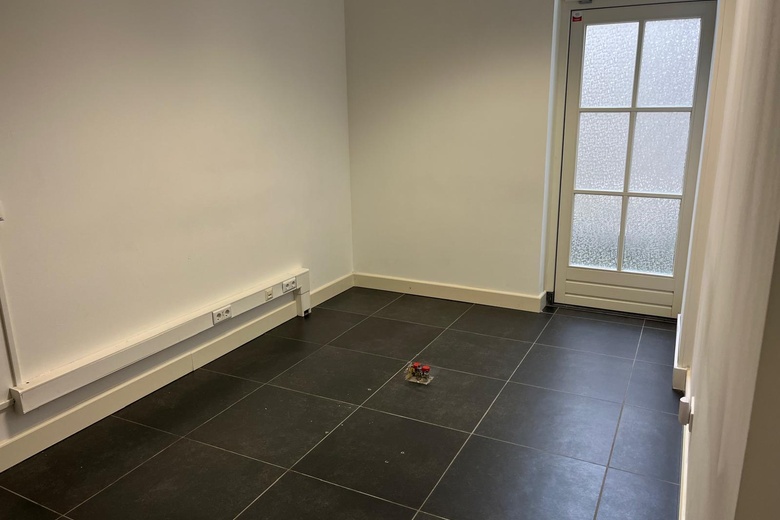 KantoorruimteaanWillem II Singel 30<br/> inRoermond