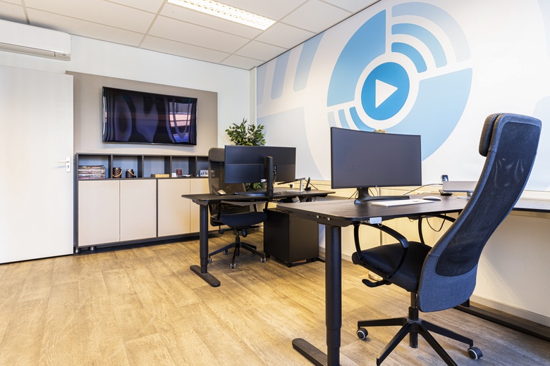 BedrijfsruimteaanAmbachtweg 17<br/> inMoordrecht