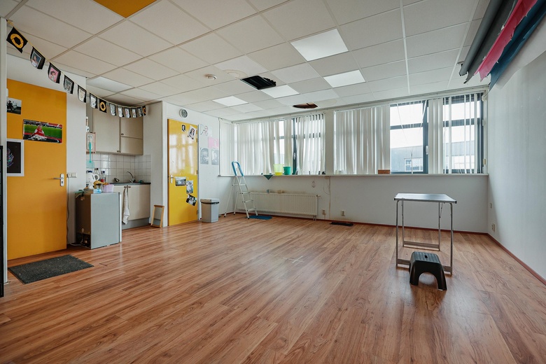 BedrijfsruimteaanAngstelpark 303<br/> inNieuwersluis