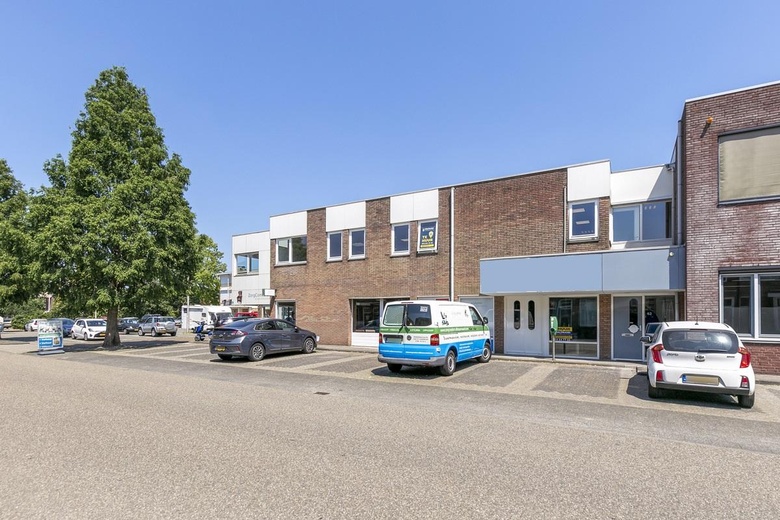 KantoorruimteaanMiddeldiepstraat 62<br/> inSliedrecht