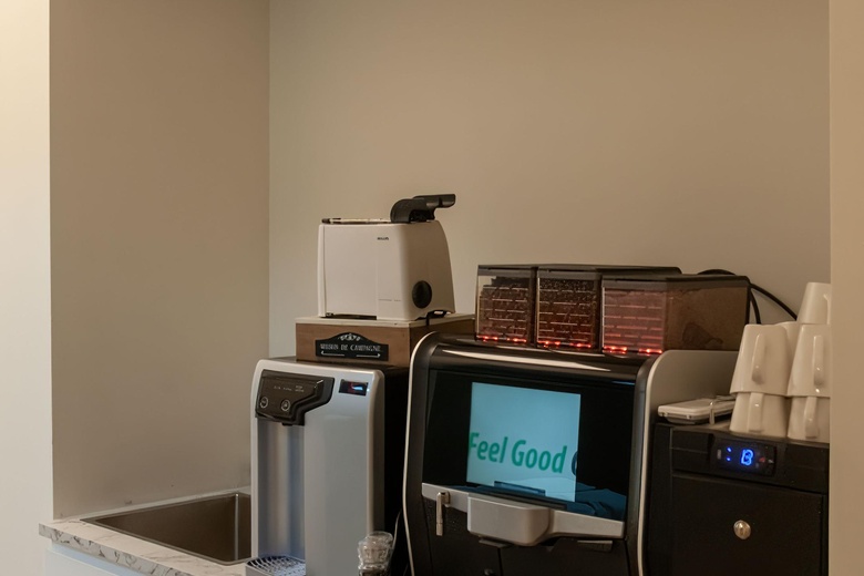 KantoorruimteaanNassaustraat 1 f<br/> inWaalre