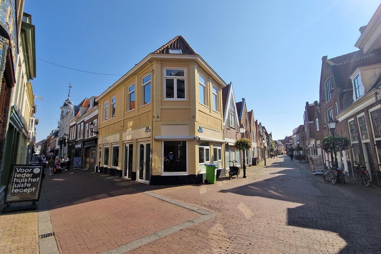WinkelruimteaanNieuwsteeg 14<br/> inHoorn