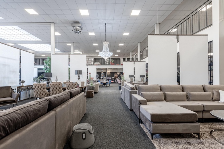 BedrijfsruimteaanRijstenweg 4 - 6<br/> inEindhoven