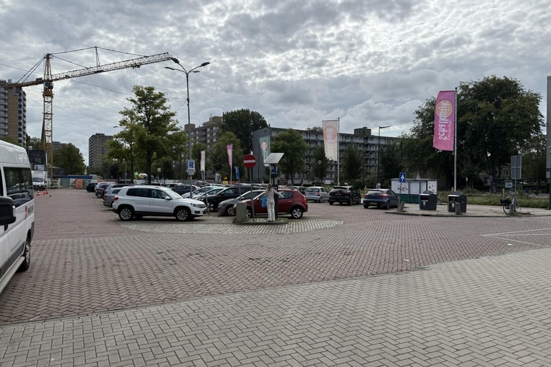 WinkelruimteaanRivièradreef 25<br/> inHaarlem WinkelruimteaanRivièradreef 25<br/> inHaarlem