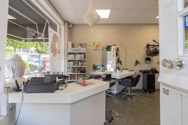 WinkelruimteaanHerenstraat 94<br/> inVoorhout WinkelruimteaanHerenstraat 94<br/> inVoorhout