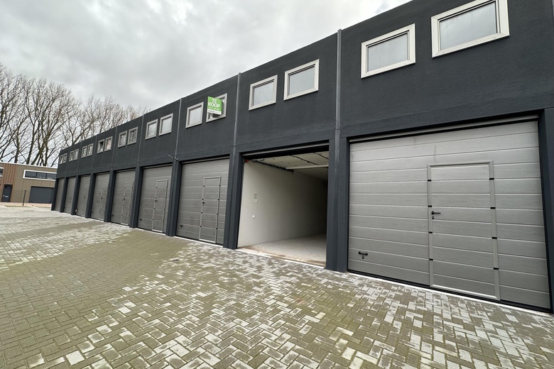 BedrijfsruimteaanTitaniumweg 182<br/> inAlphen aan den Rijn BedrijfsruimteaanTitaniumweg 182<br/> inAlphen aan den Rijn