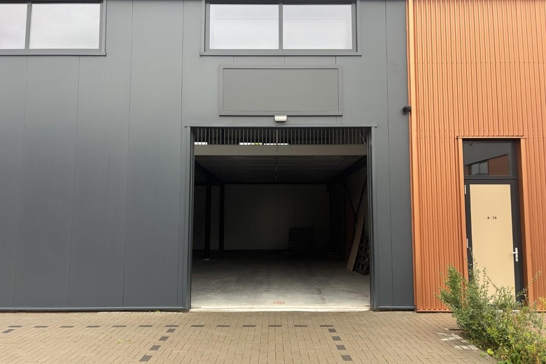 BedrijfsruimteaanAgriport 9 18<br/> inMiddenmeer