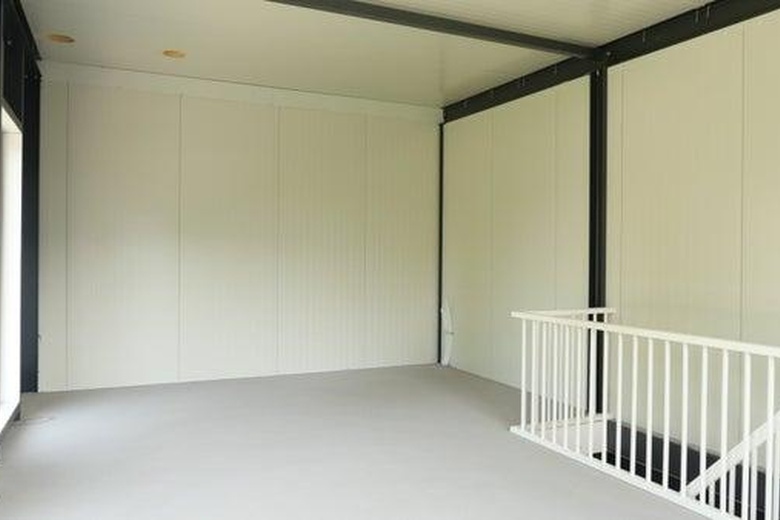 BedrijfsruimteaanAntonie van Leeuwenhoekstraat 1B15<br/> inOud-Beijerland BedrijfsruimteaanAntonie van Leeuwenhoekstraat 1B15<br/> inOud-Beijerland