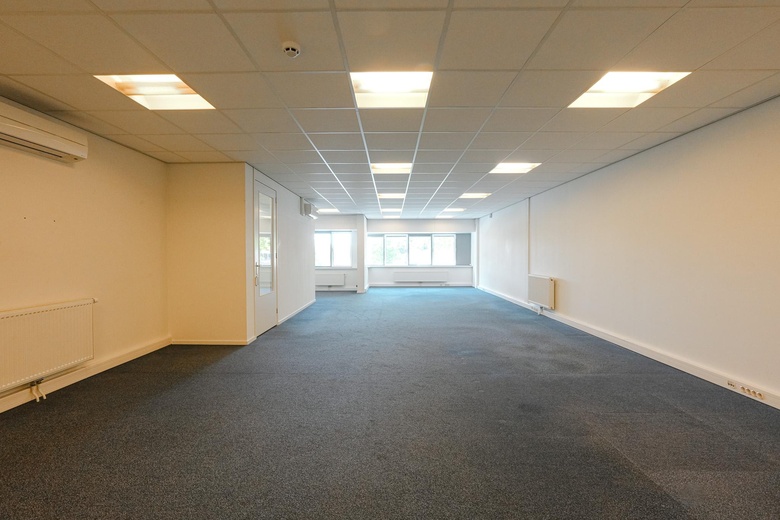 BedrijfsruimteaanSaksenweg 42 F<br/> inOss BedrijfsruimteaanSaksenweg 42 F<br/> inOss