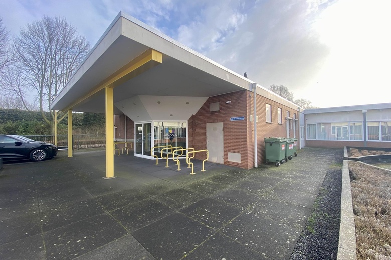 KantoorruimteaanParallelweg-West 54<br/> inVlijmen