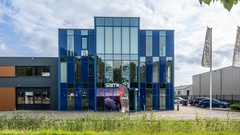 Kantoorruimte te koop Oude-Tonge - Boezemweg 13 o