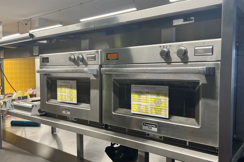 HorecaaanToulonselaan 12<br/> inDordrecht