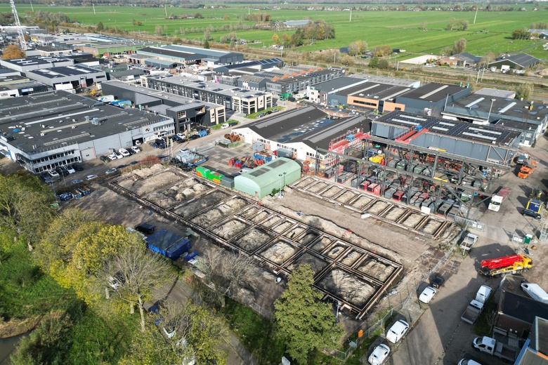 BedrijfsruimteaanLeeghwaterstraat 39 c<br/> inSliedrecht