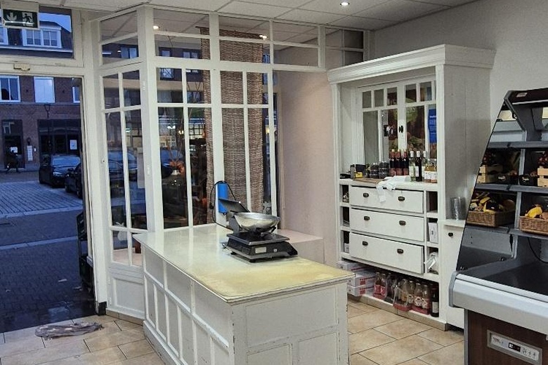 WinkelruimteaanMgr. Zwijsenplein 22<br/> inKerkdriel