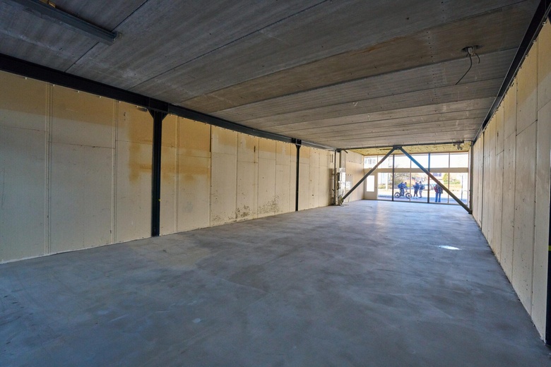 WinkelruimteaanVijfMeiplein 41<br/> inLeiden WinkelruimteaanVijfMeiplein 41<br/> inLeiden