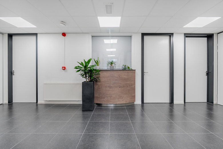 KantoorruimteaanZwingel 4<br/> inHardenberg KantoorruimteaanZwingel 4<br/> inHardenberg