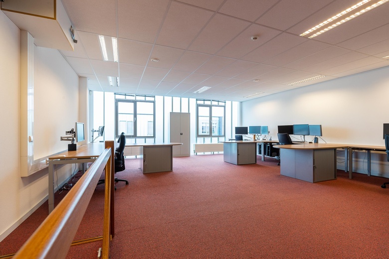 BedrijfsruimteaanPesetaweg 121<br/> inNieuw-Vennep