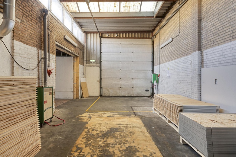 BedrijfsruimteaanSchouwslootweg 7<br/> inWaalwijk