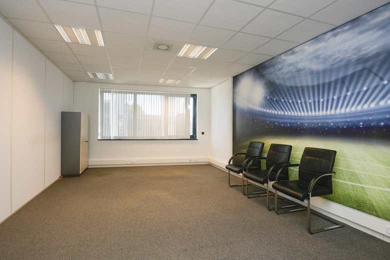 KantoorruimteaanNeonstraat 20<br/> inEde KantoorruimteaanNeonstraat 20<br/> inEde