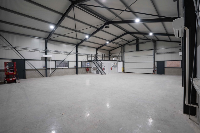 BedrijfsruimteaanIndustrieweg 6 A<br/> inGeleen BedrijfsruimteaanIndustrieweg 6 A<br/> inGeleen