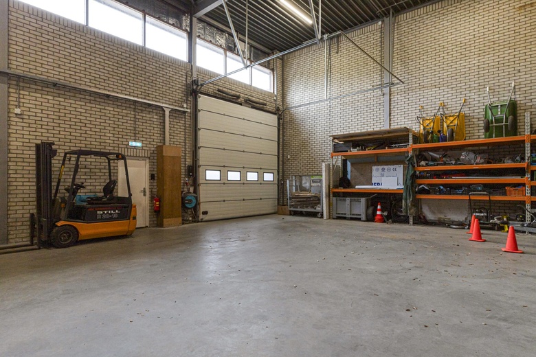 BedrijfsruimteaanKalkovenweg 14<br/> inAlphen aan den Rijn