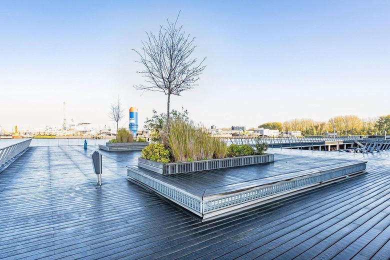 KantoorruimteaanWaalhaven Z.z. 21<br/> inRotterdam