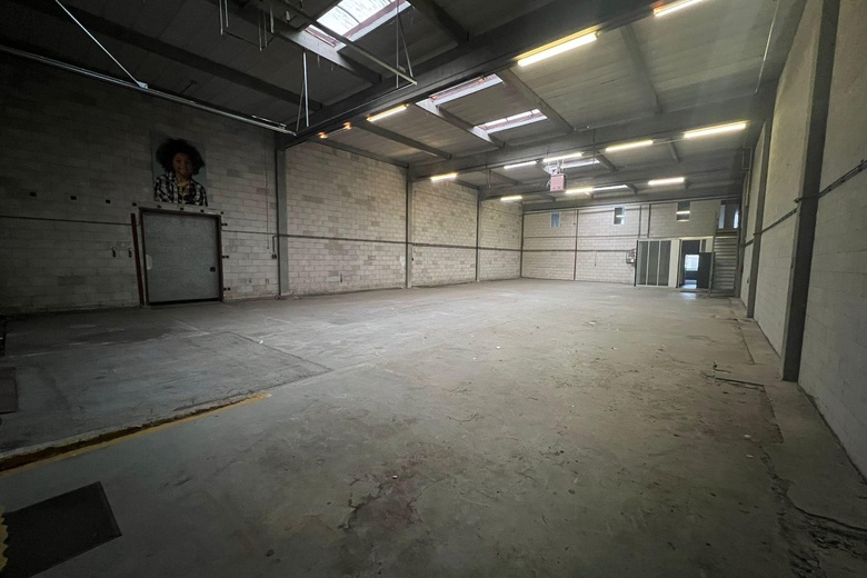 BedrijfsruimteaanKamerlingh Onnesweg 18<br/> inDordrecht