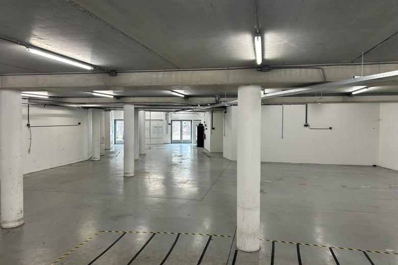 BedrijfsruimteaanWesterdijk 18<br/> inUtrecht