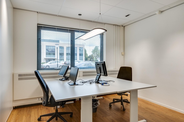 KantoorruimteaanDr Holtroplaan 2 - 40<br/> inEindhoven KantoorruimteaanDr Holtroplaan 2 - 40<br/> inEindhoven